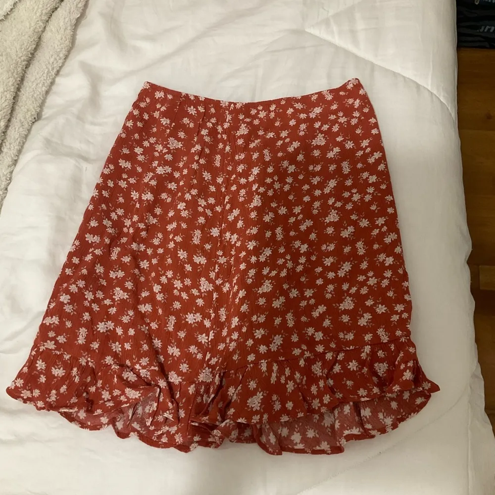 NWT‼️ Abercrombie Orange Floral Skirt - Image 5
