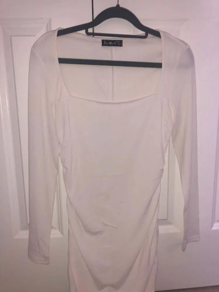 White Long sleeve Dress - Image 2