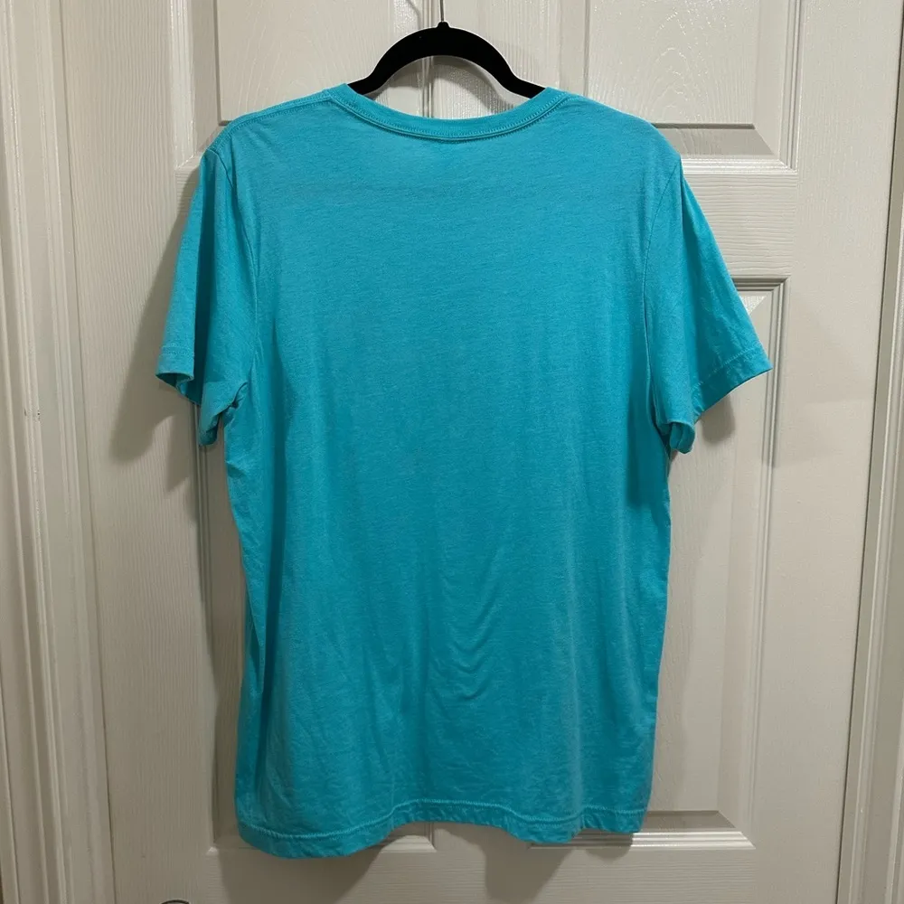 Short sleeve teal graphic tee “praying mama” size Large - Image 4