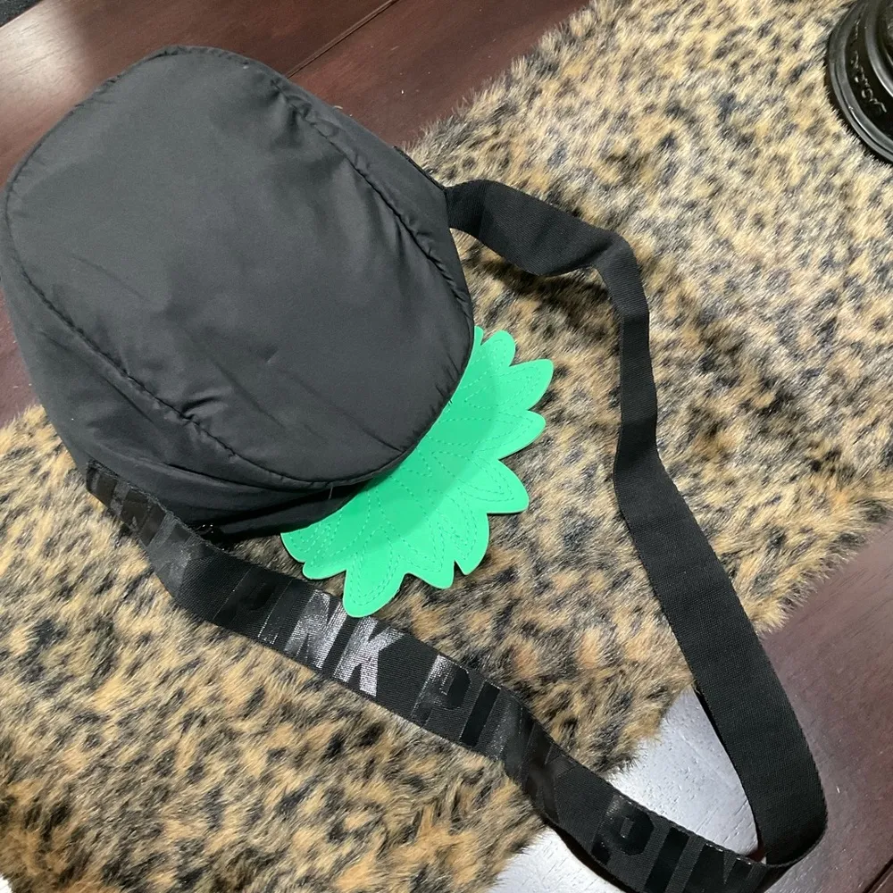 PINK BY VS PINEAPPLE INSULATED COOLER - Image 3