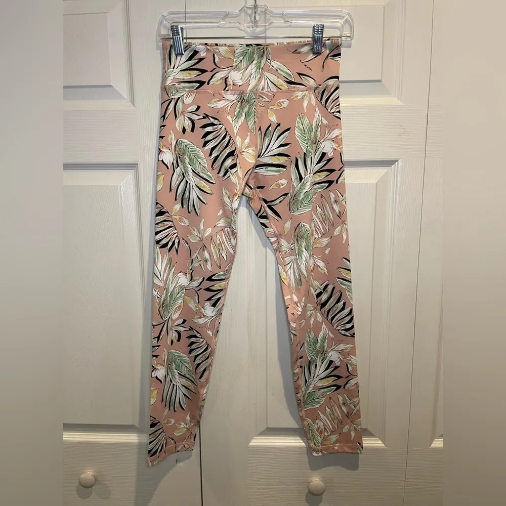 MinkPink Pink Tropical Activewear Set Bundle - Image 6