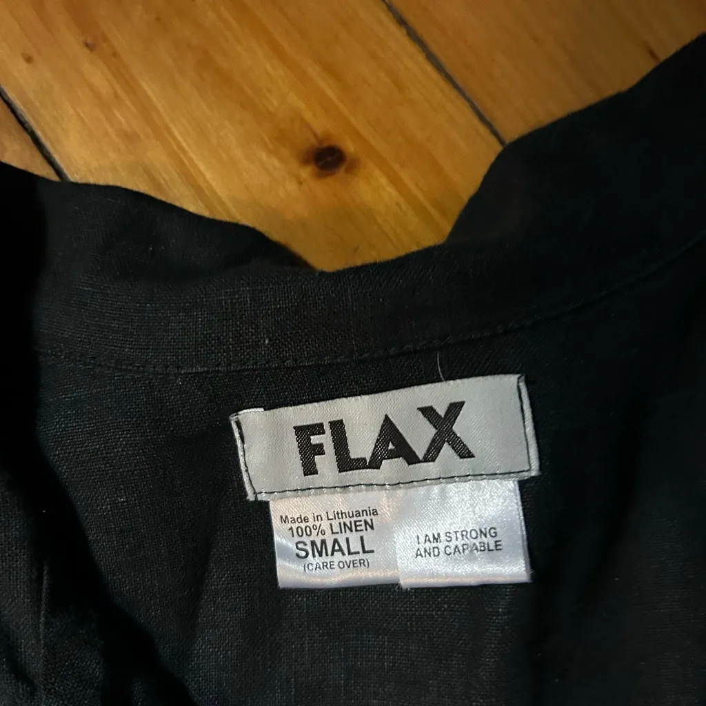 FLAX Linen Button Front Long Sleeve Top Black Lagenlook Boxy 3 button small - Image 4