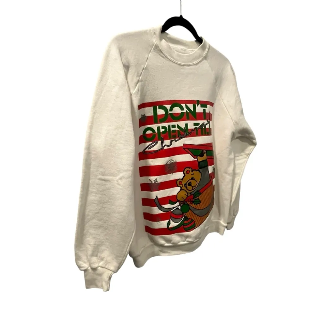 Vintage 80s Size Medium Don’t Open Til Christmas Crew Neck Pullover Sweeter Bear White - Image 4