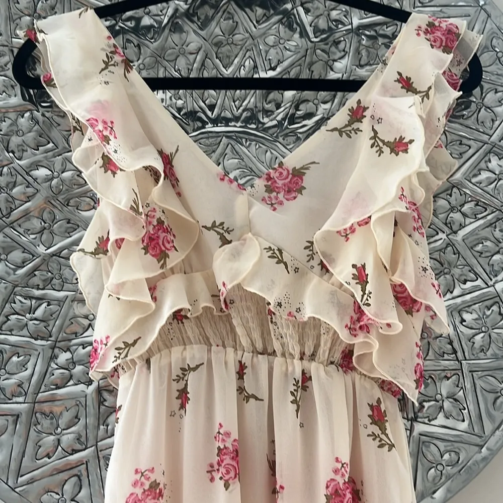 Black Tape midi floral feminine chiffon flowy dress size XS pink roses stars - Image 9