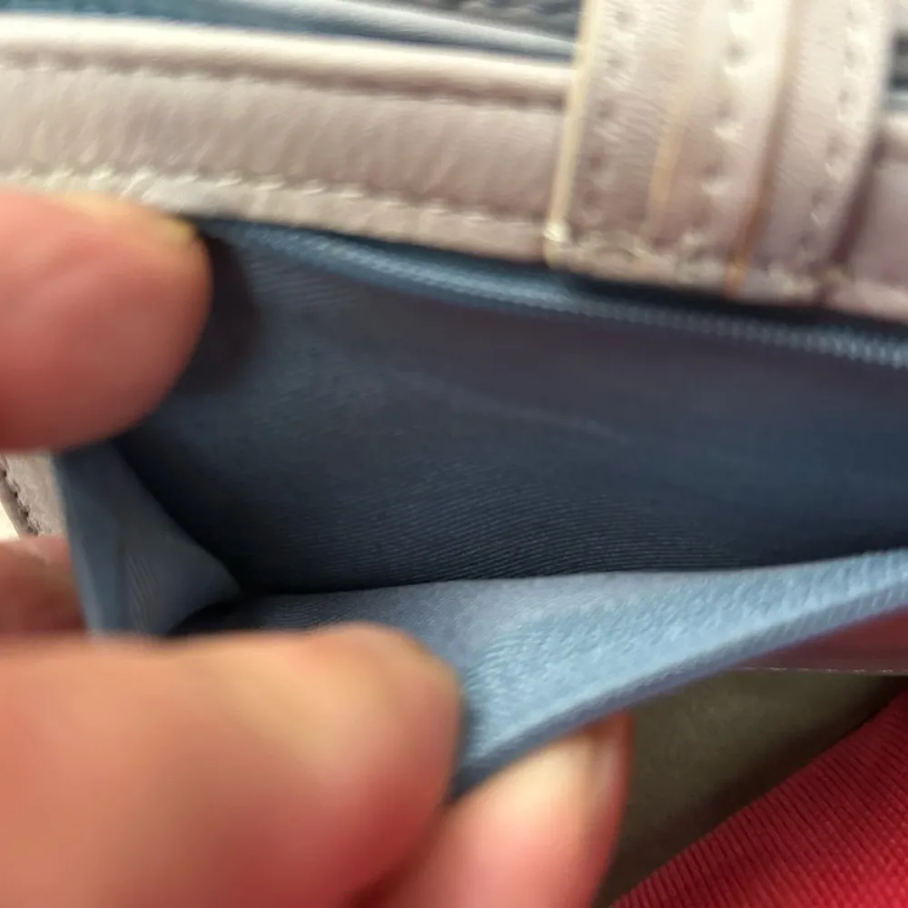 FOSSIL Elegant Blue and Gray Wallet- A Beauty - Image 4