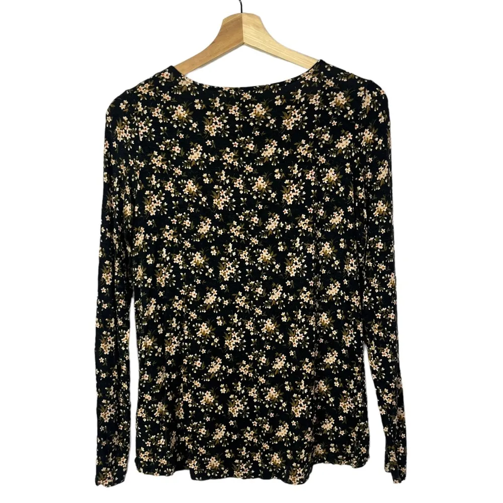American Eagle AEO Soft & Sexy Slub Black Floral Button Down Long Sleeve XS - Image 2