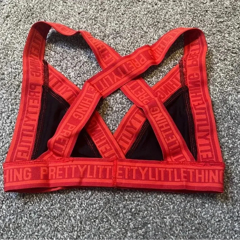 PrettyLittleThing Red Band Logo active Sports Bra Size 6 - Image 4