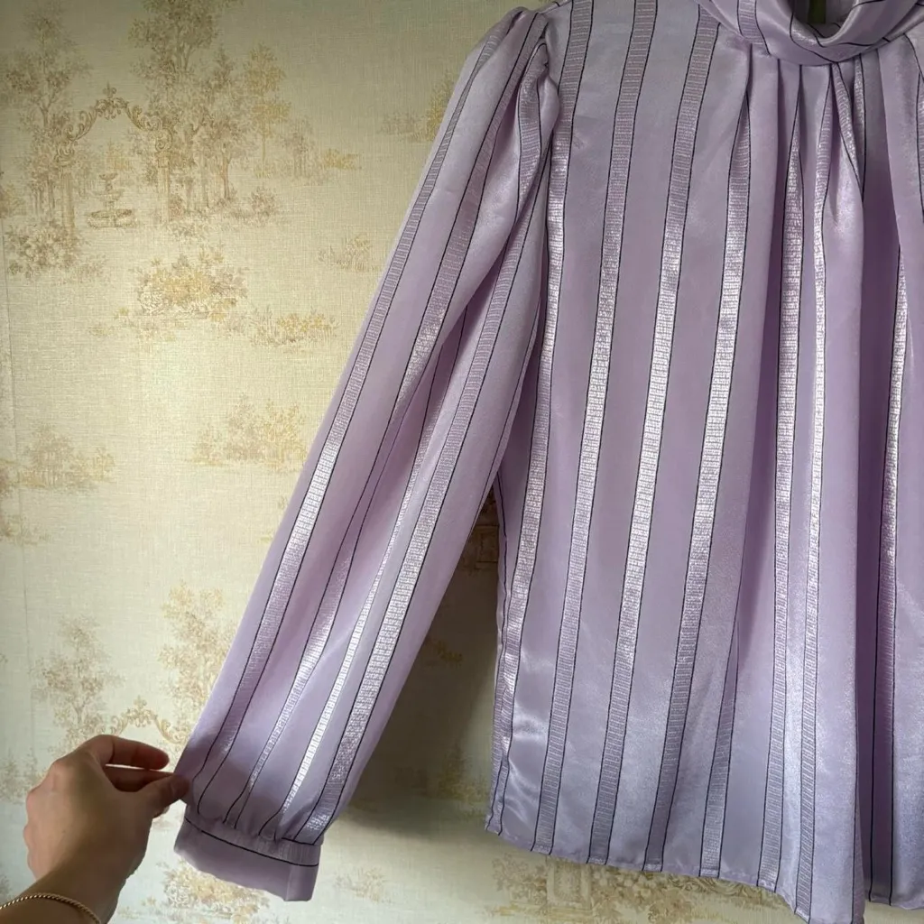 Vintage 70s 80s California Spice lilac purple stripe satin long puff sleeve top Size L - Image 2