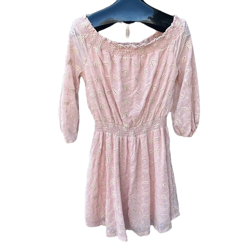 Astr on or off shoulder dress - Image 3