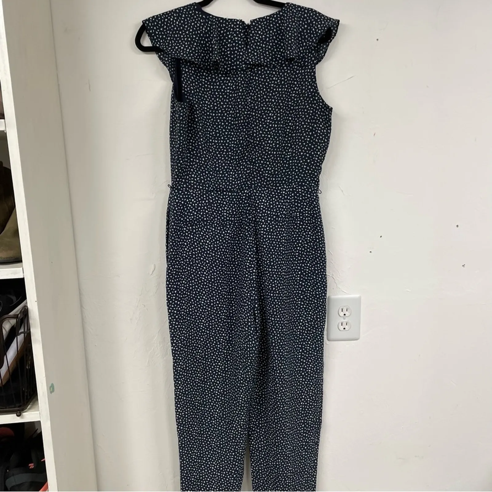 Banana Republic Blue White Spotted Ruffled Wide Leg Jumpsuit Womens 6 Sleeveless - Image 10
