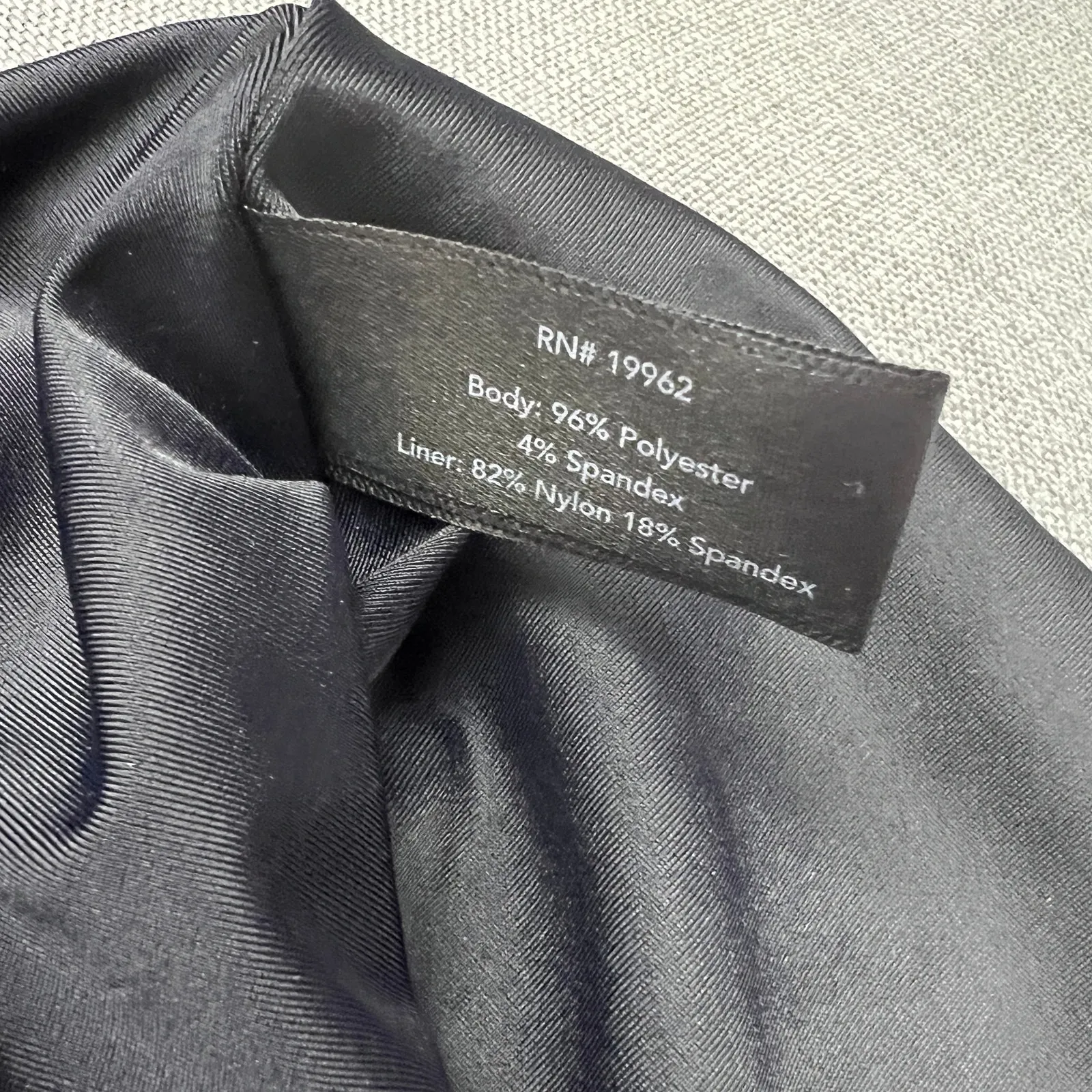 Boston Proper black‎ ruched slinky top size M - Image 4