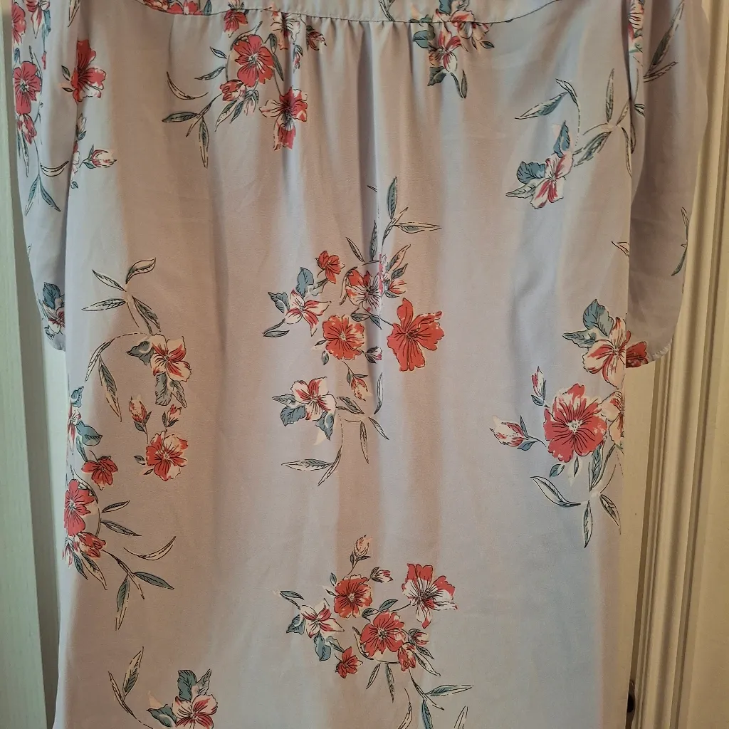 Torrid Sz 3 Floral Button-Down Blouse - Image 9
