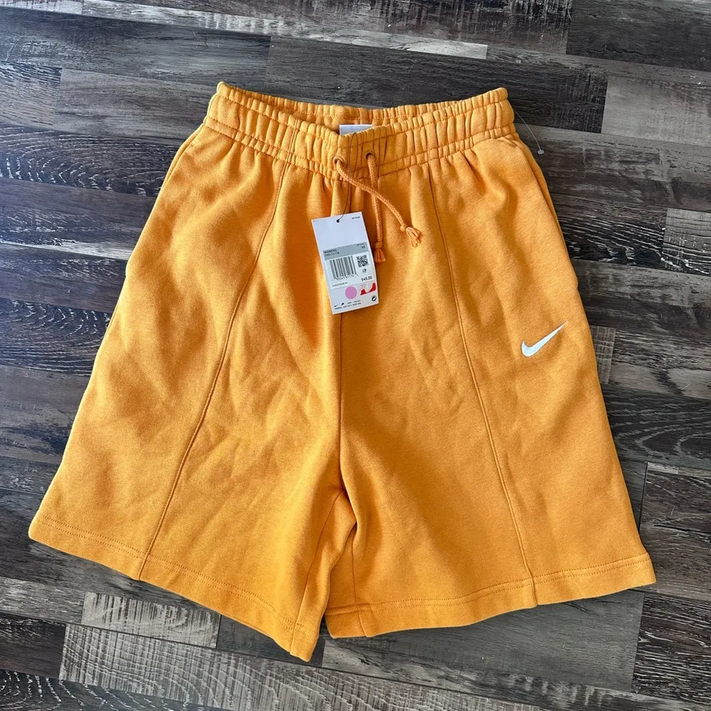 Nike Sportswear Women's Essential Fleece High Rise Shorts DM6123-738 Yellow - Image 2