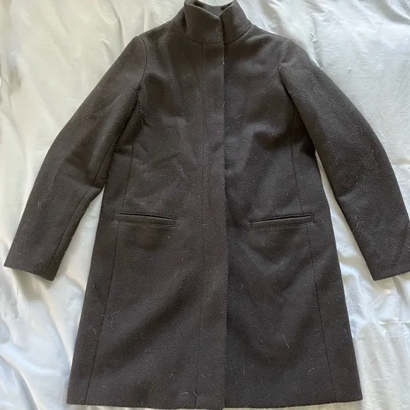 Old Navy  XS zip up black coat - Image 2