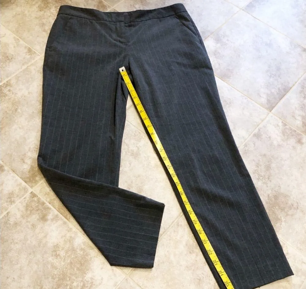 🆕 Vince Camuto gray pinstripe crop ankle straight leg stripe dress pants … - Image 7