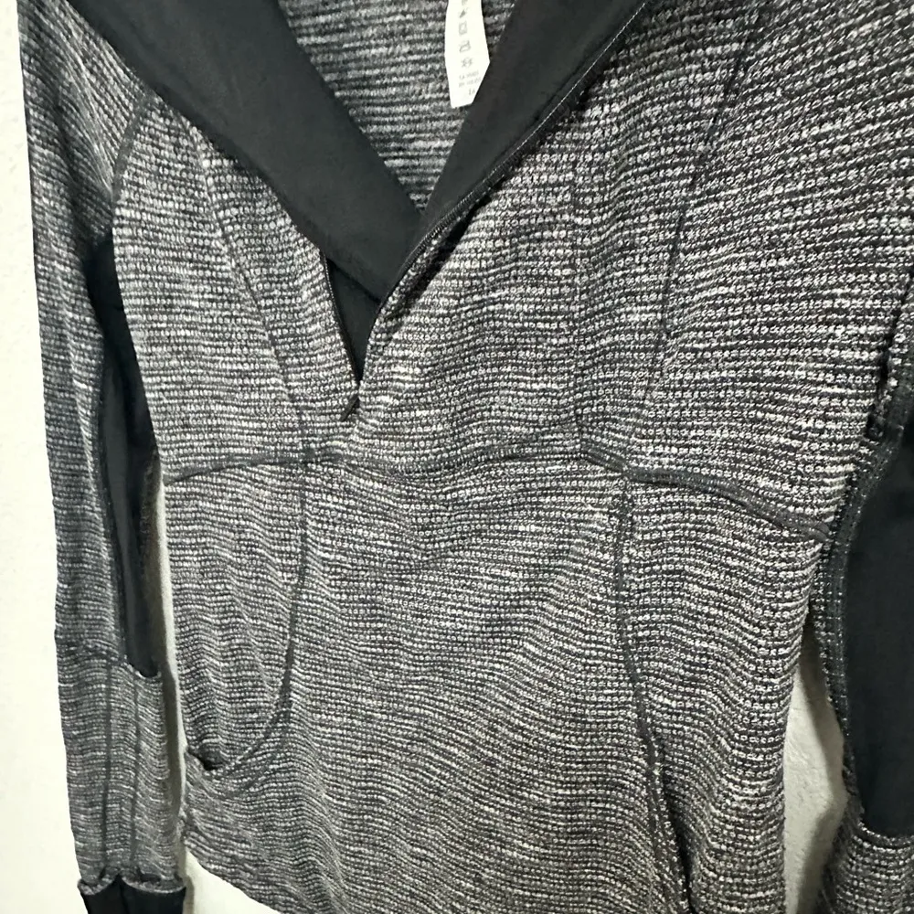 Lululemon Base Runner Half Zip Pullover Jacket Coco Pique Black White Size 4 - Image 5