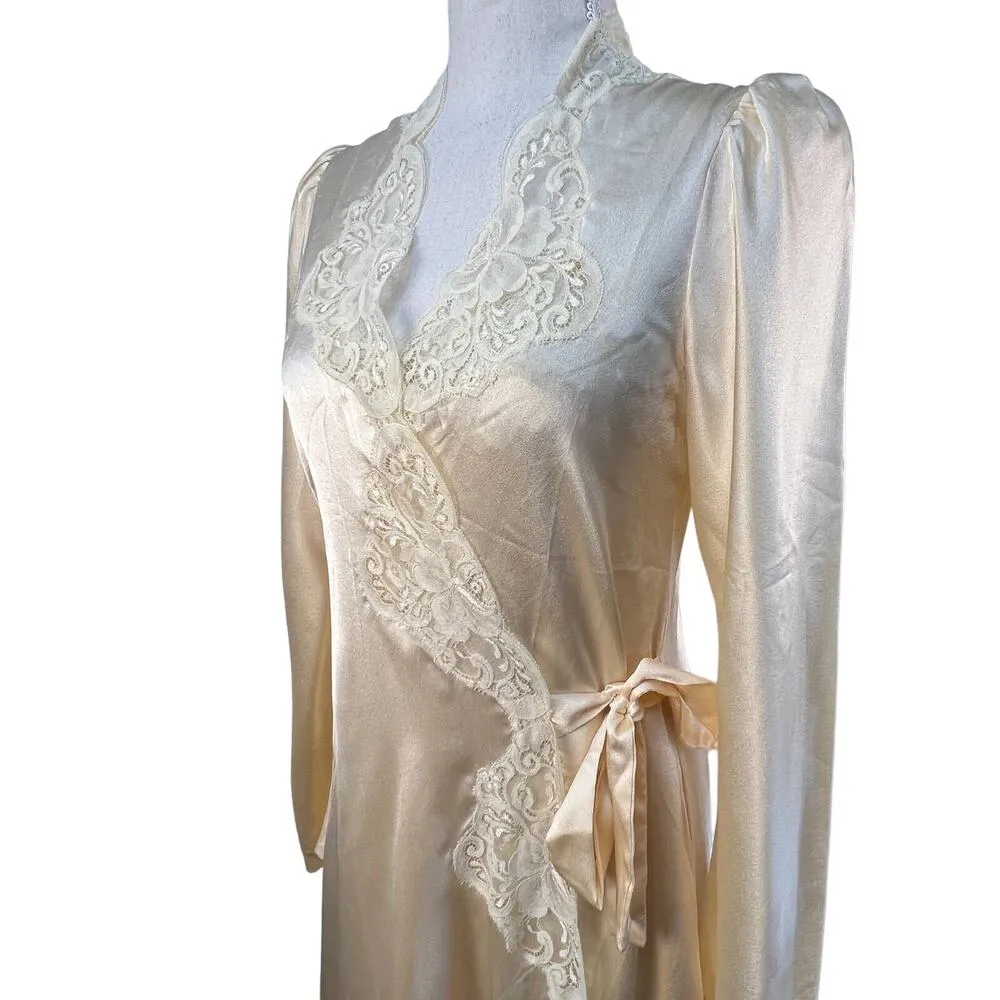 Vintage 70s Lanvin Satin & Lace Night Gown & Robe Set Wedding Bridal Honeymoon Size undefined - Image 4