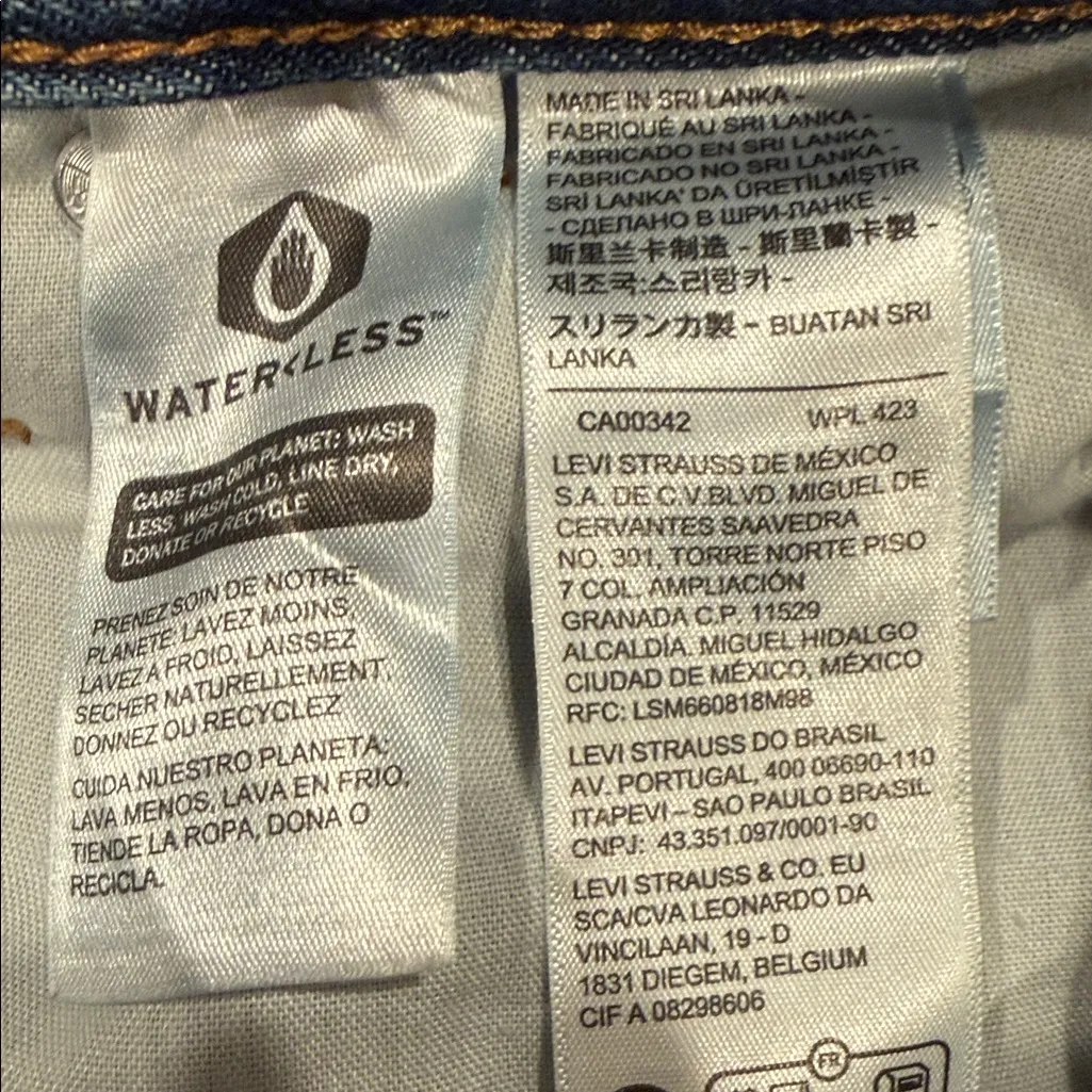 LEVIS aging Waisted Mom  32 Denim Blue Women's Shorts waterless - Image 9