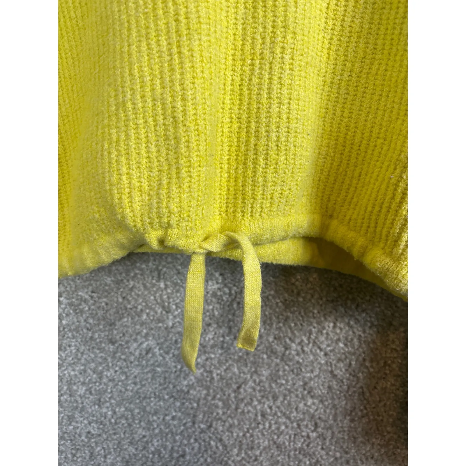 American Eagle Womens Cropped Knit Hoodie Yellow Pullover Sweater size XS - Image 4