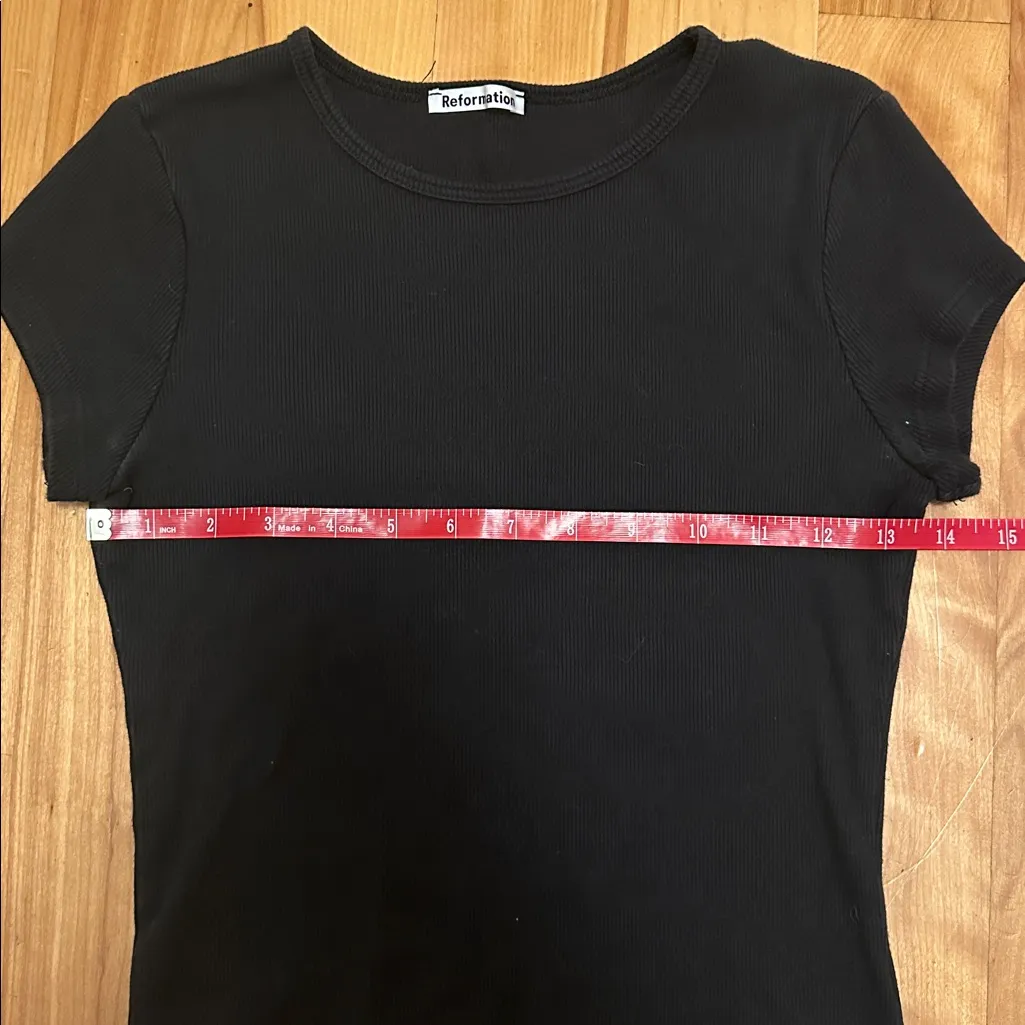 Reformation Black Cropped Ribbed Baby Tee Sz S - Image 6
