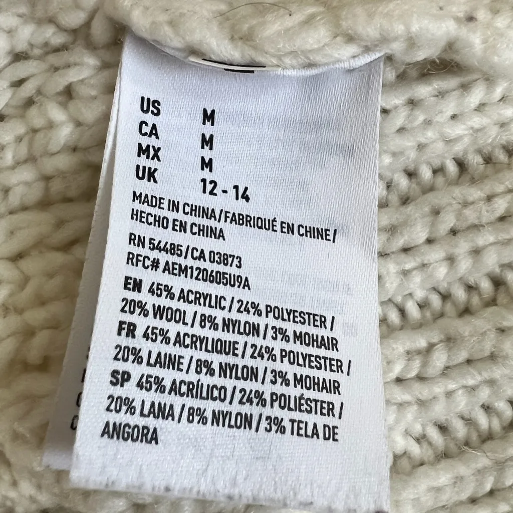 American Eagle Fair Isle Knit Sweater Crewneck Soft Cozy Winter Layer Medium - Image 7