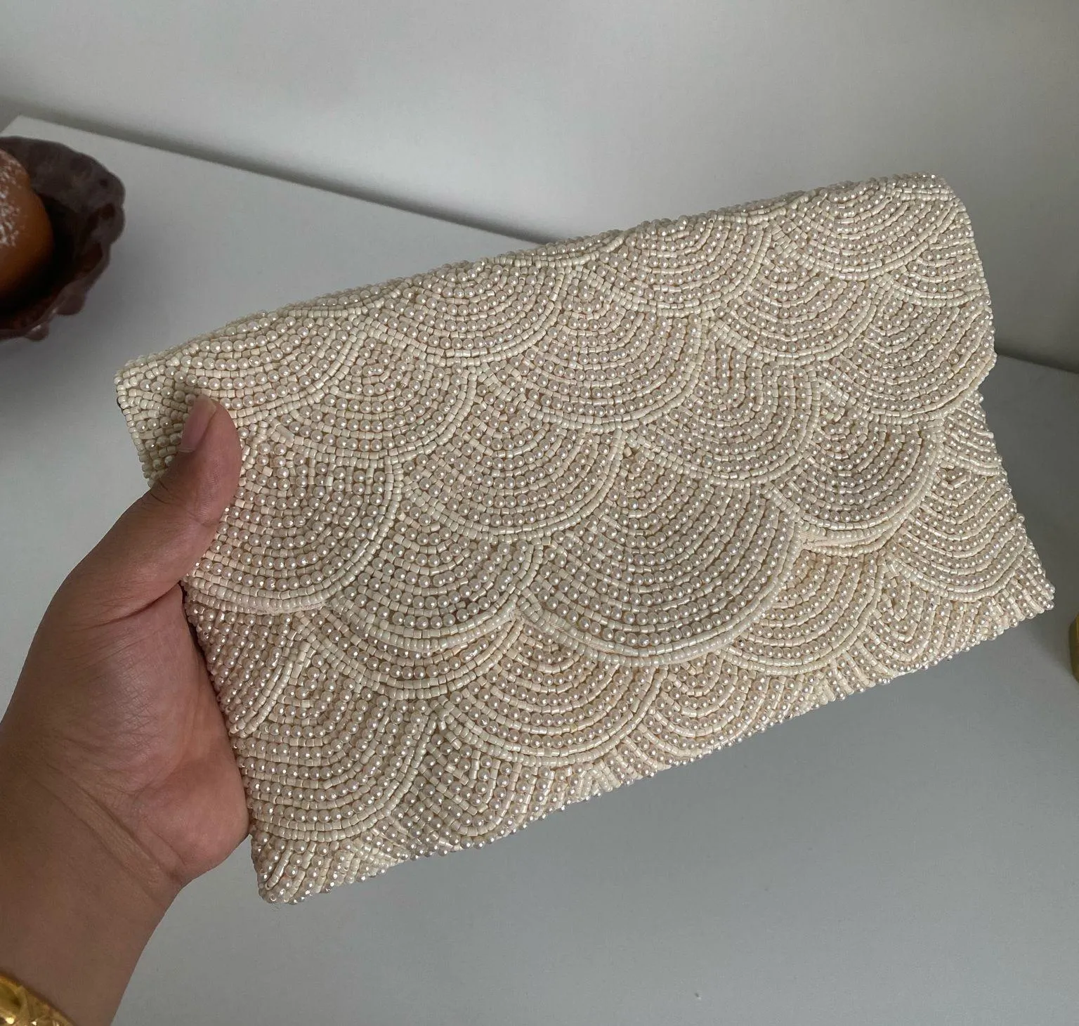 NWT Antik Kraft Hand Made Scallop Cut Beaded Clutch Crossbody Cream  Bag  - Image 5