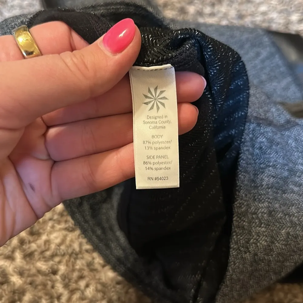 Athleta Herringbone Metro Drifter Leggings Medium Petite - Image 8