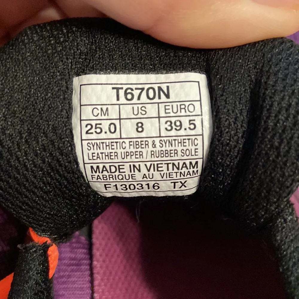 ASICS FuzeXLyte Gel Women’s Athletic size 8 BNWOT beautiful colors and sneakers - Image 12