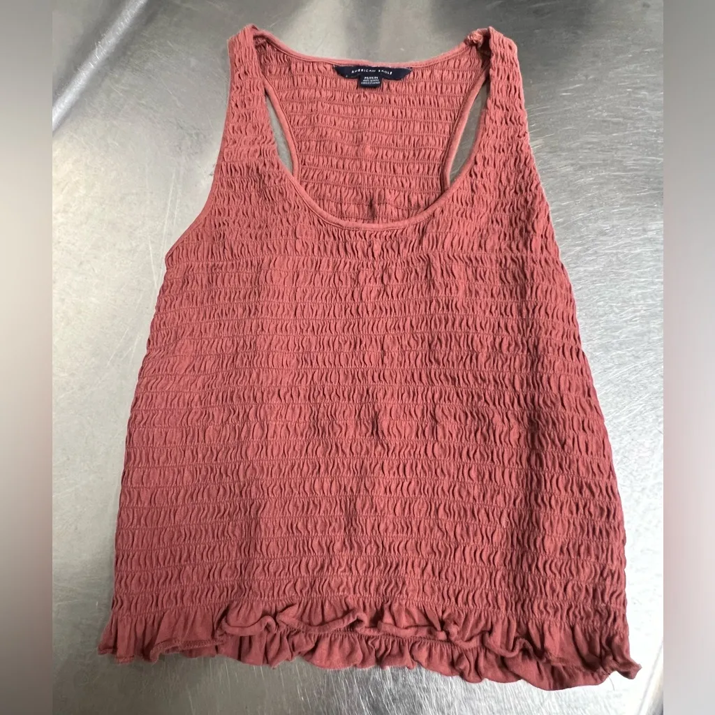 American Eagle  Red Ruched Cropped Tank Top - Size Medium - VGUC - Image 3