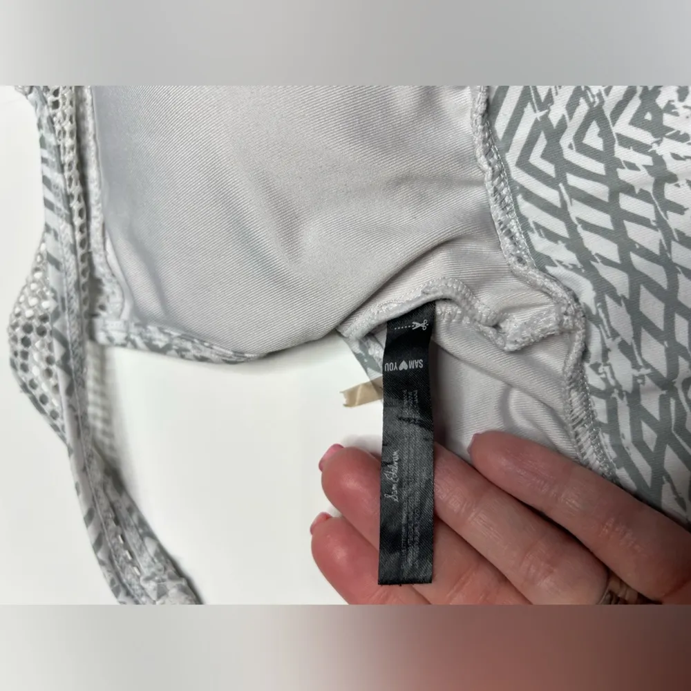 Sam Edelman geometric zip front sports bra size small - Image 5