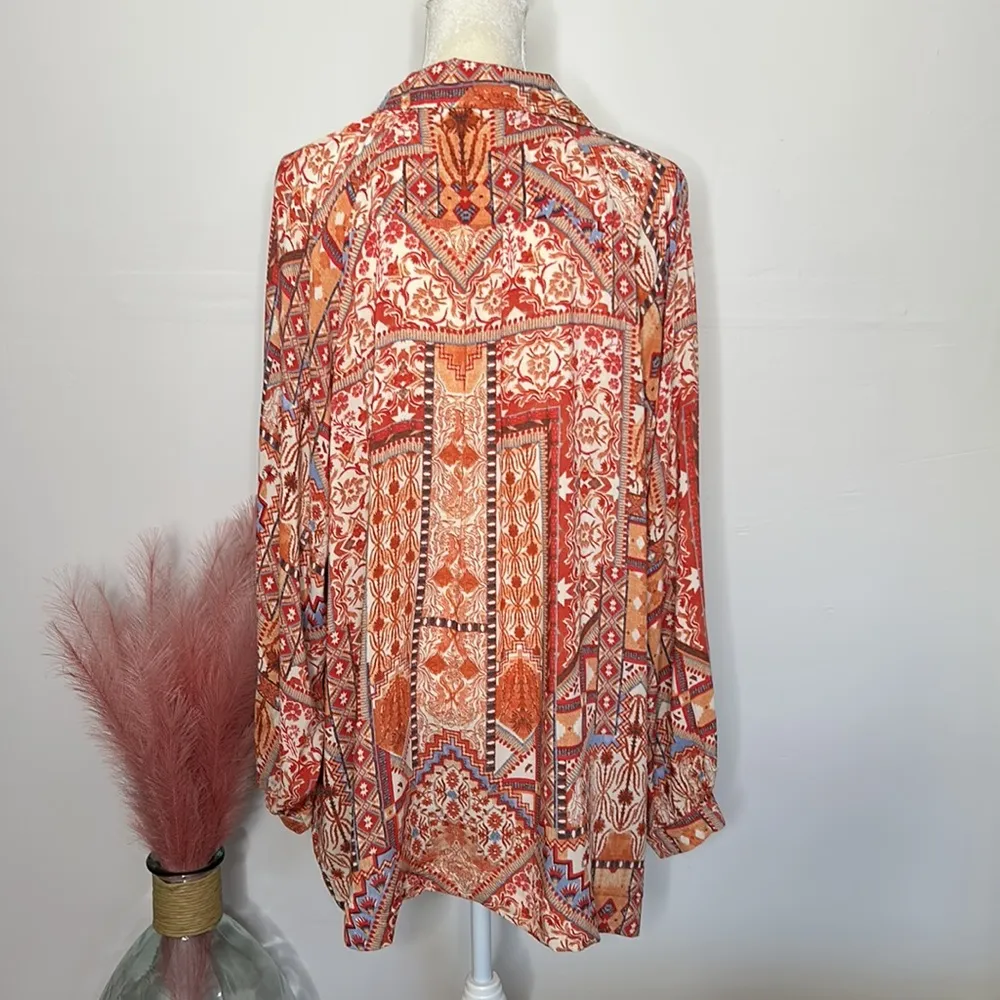 Rachel Zoe • bohemian tribal Aztec printed long balloon sleeve top - Image 59