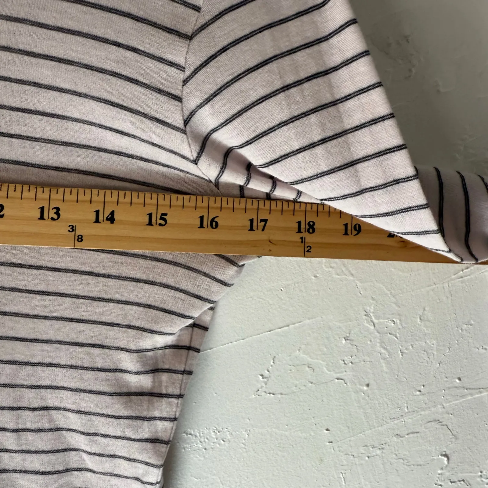 Vince Size Pink Striped Long Sleeve T-Shirt – Soft‎ Lightweight Crew Neck Tee - Image 7