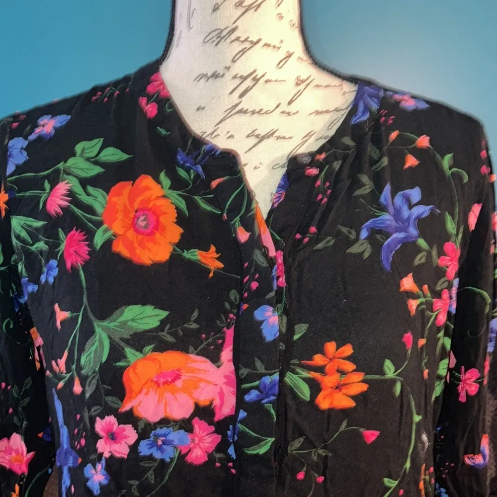 🎉4 for $20 Old Navy “The Tunic Shirt”,  Medium - Image 2