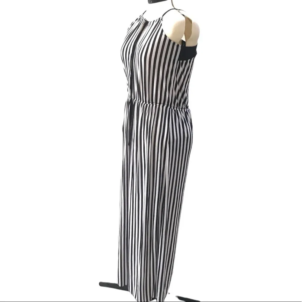 Xuefulin White and Black Striped Maxi Dress with Keyhole Tie Size 3X - Image 2