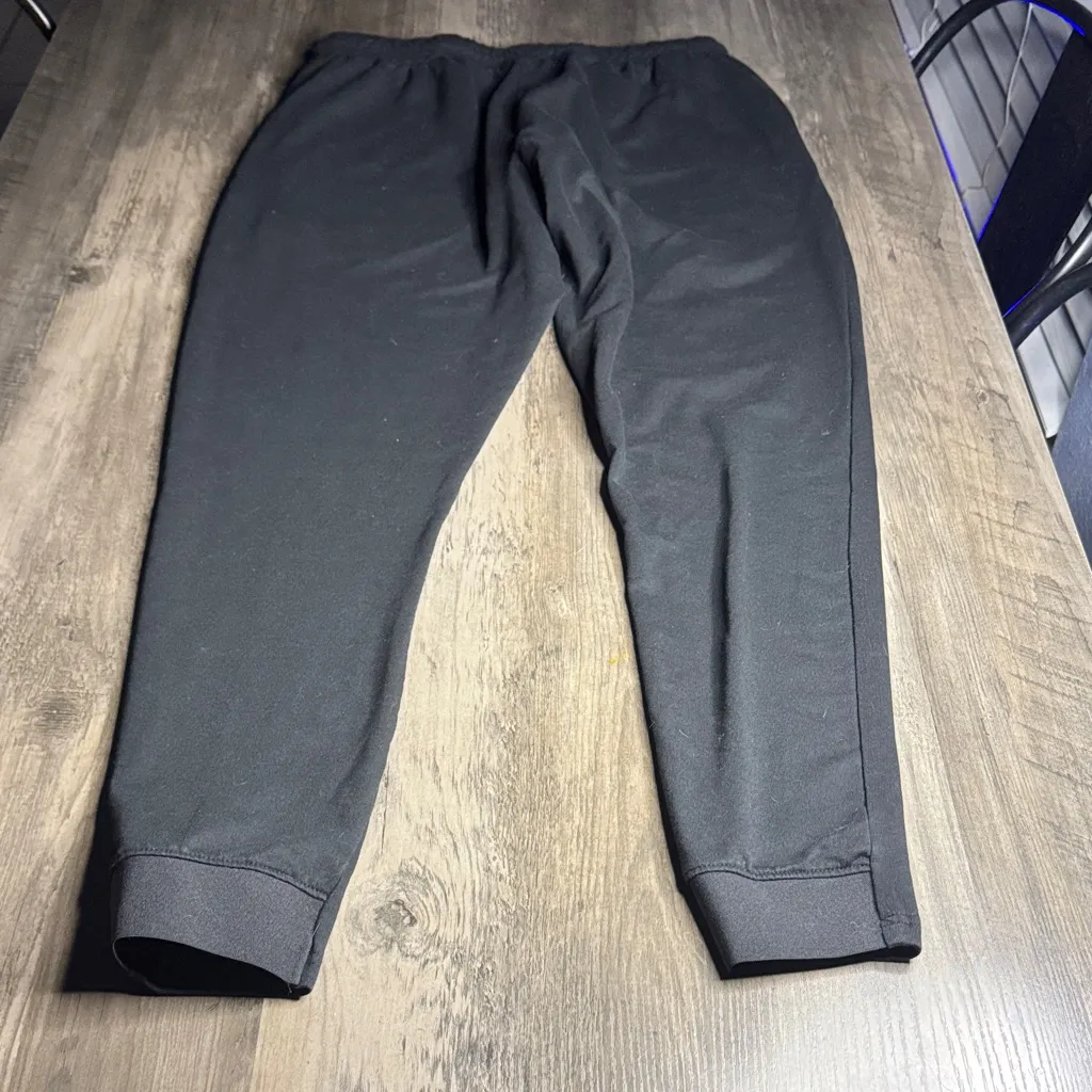 Gymshark Black Joggers - Image 4