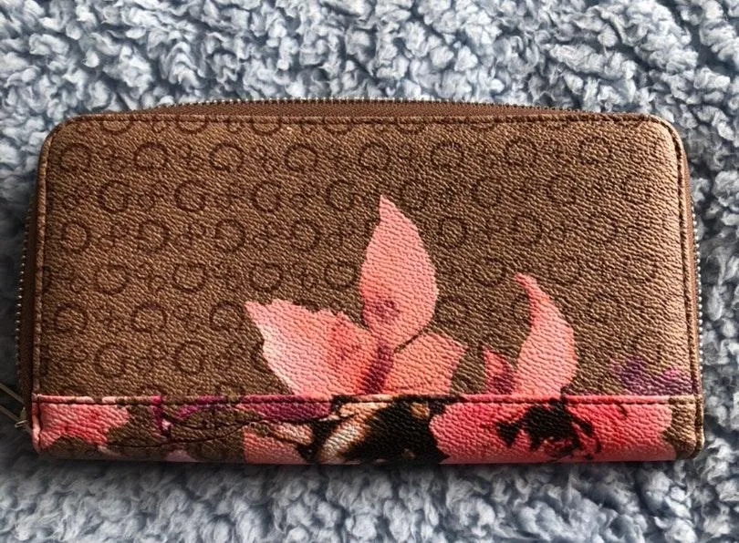 Guess Floral Wallet - Image 2