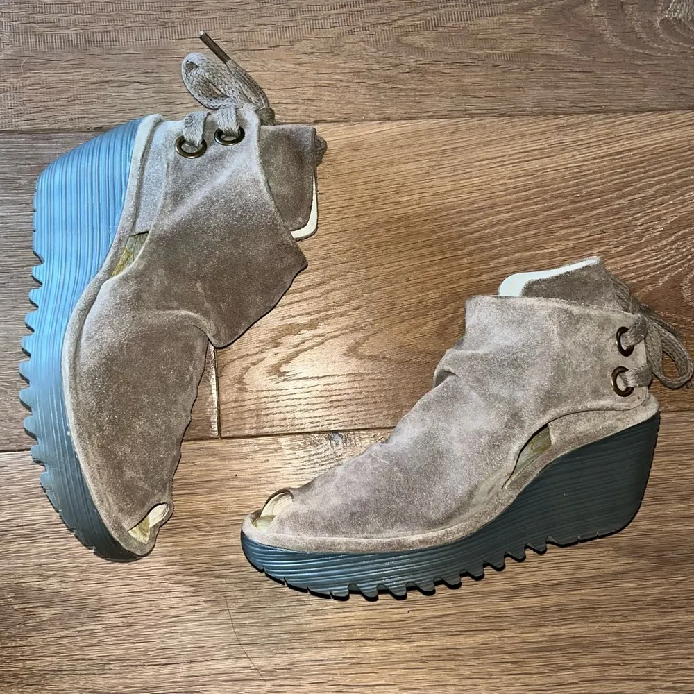 Fly London Yema Lace up Wedge Bootie Peep toe - Image 5