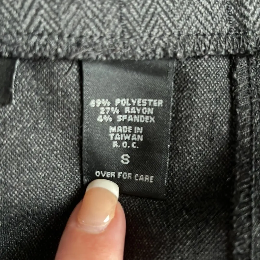 EXPRESS  elastic waist mini skirt - Image 2