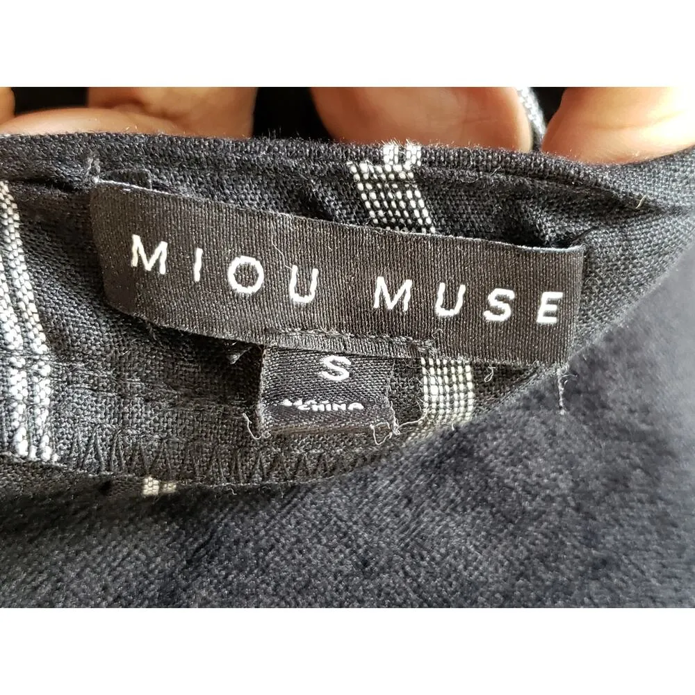 Miou Muse A Line Dress Womens Small Black White Striped Linen Pleated Split Neck - Image 3