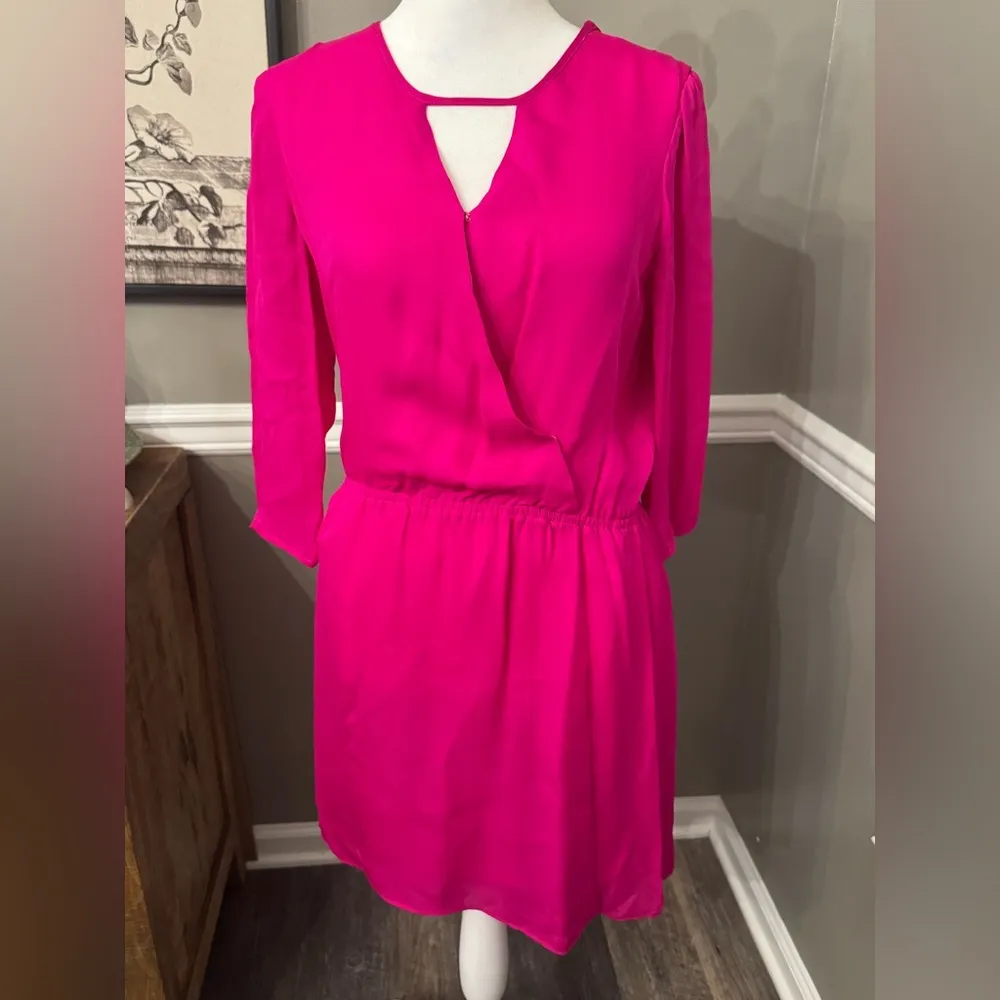 Parker keyhole long sleeve shirt dress Size small 100% silk barbiecore - Image 2