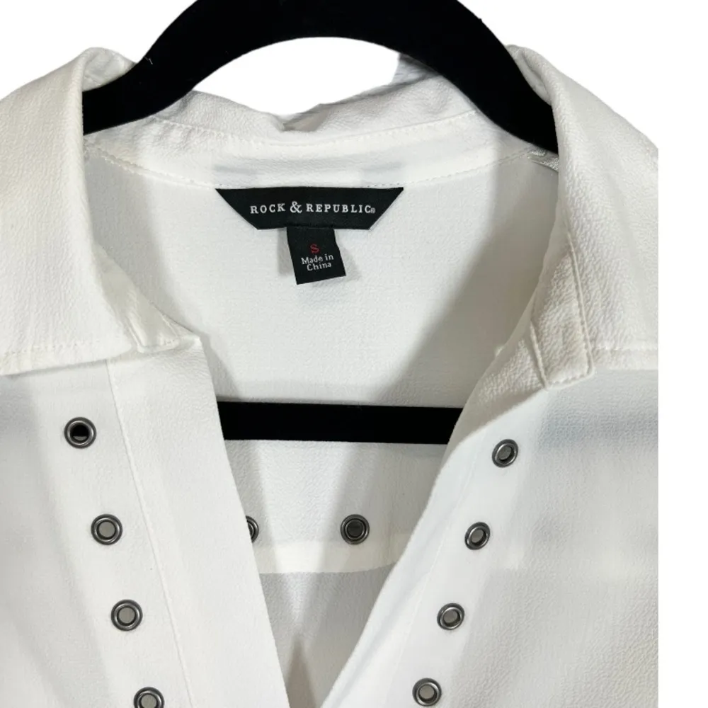 Rock & Republic White Long Sleeve Studded Blouse‎ Top S - Image 3