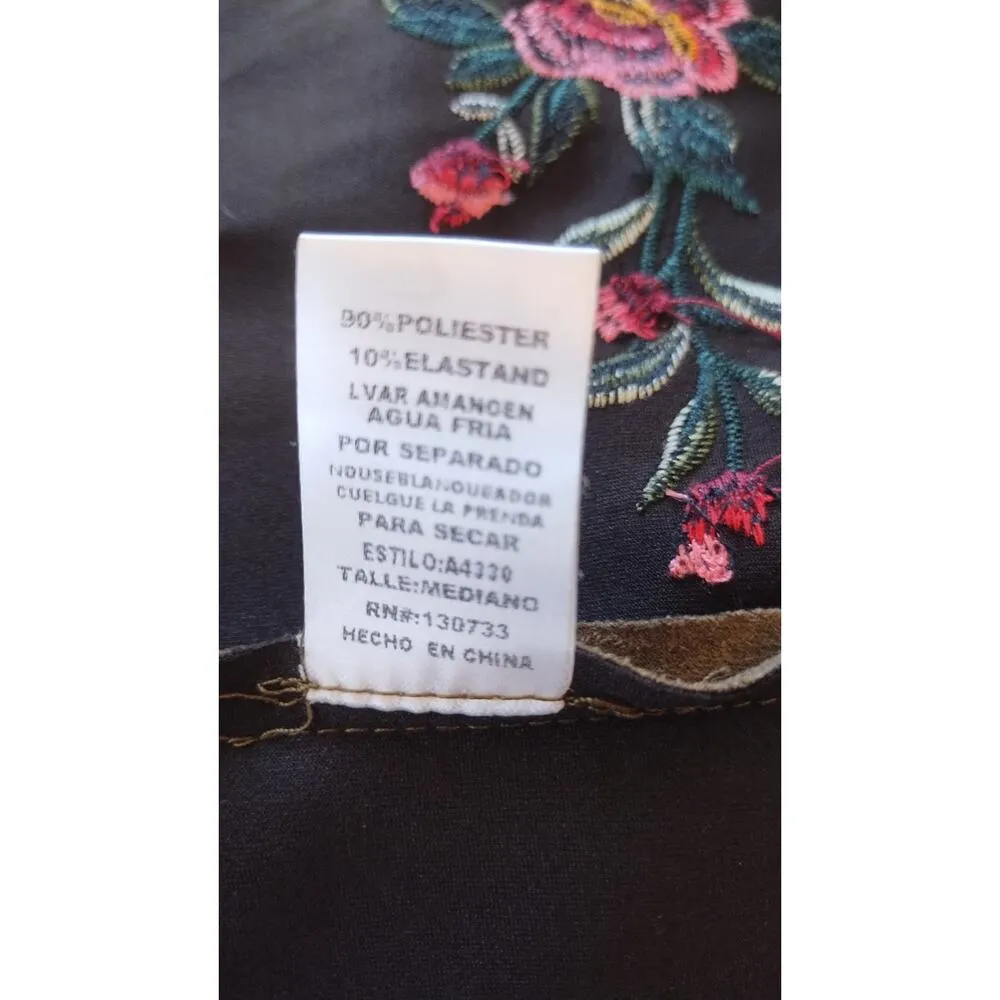 Umgee Women's Olive Green Floral Embroidered Faux Suede Cardigan Jacket Sz M. - Image 9