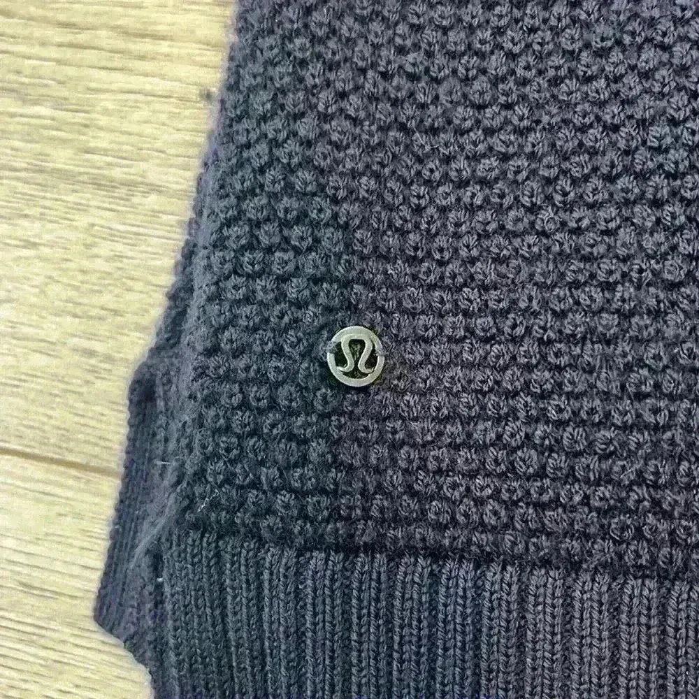 Lululemon Dark Purple Turtleneck Sweater Size M - Image 10