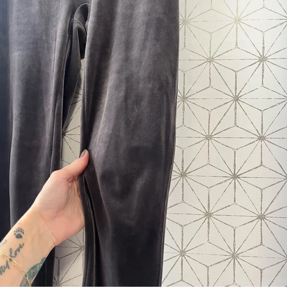 Spanx Gray Velvet Legging - Image 4