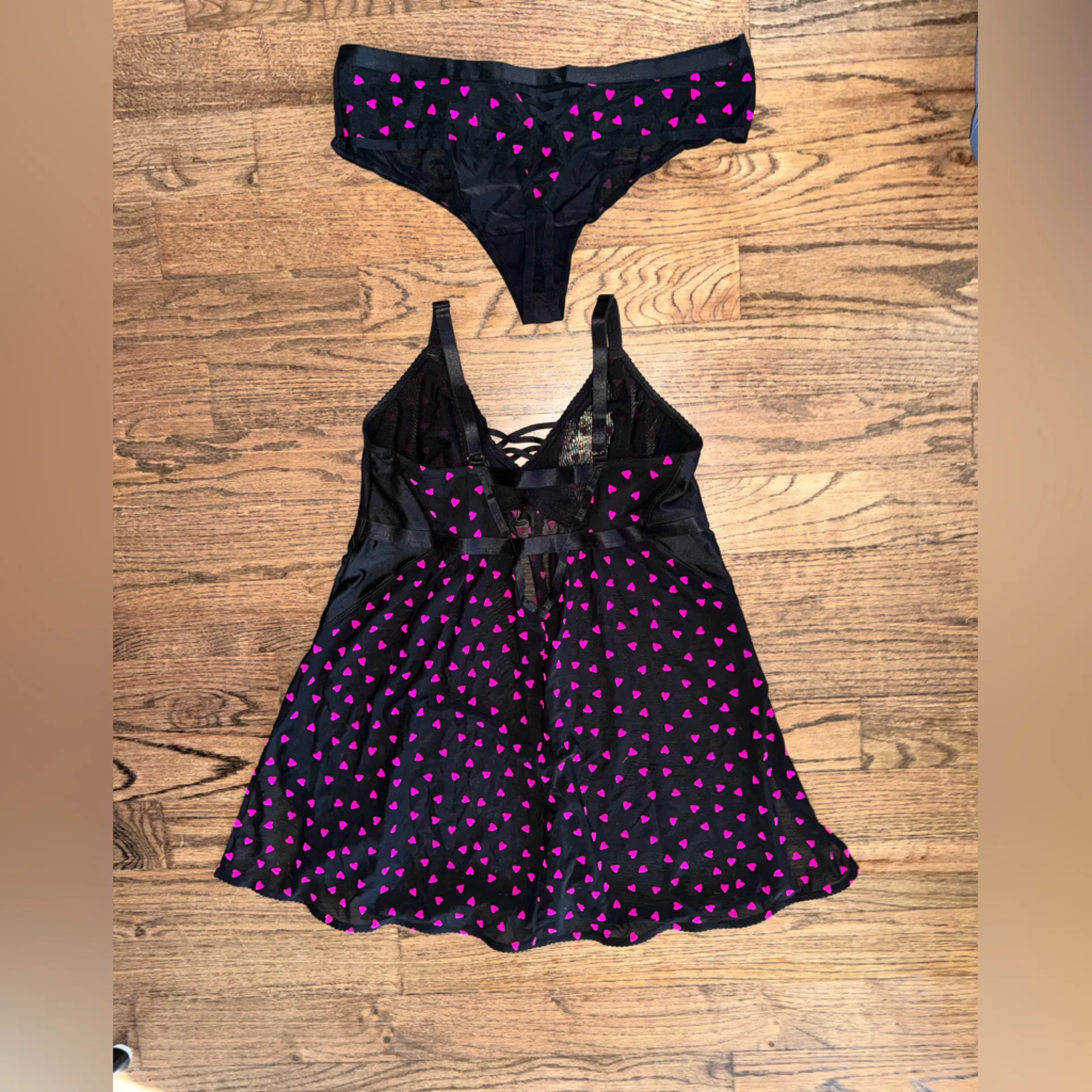 NWT Torrid Mesh Hearts Velvet Red Black Strappy Babydoll Lingerie Thong 1X Cami - Image 6