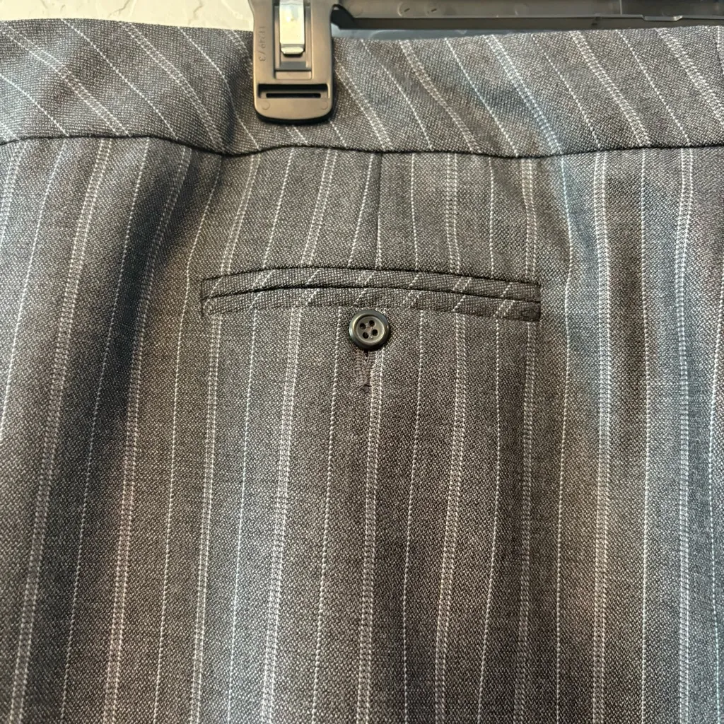 Pendleton 100% virgin wool gray white pinstripe dress pants size 18 - Image 13