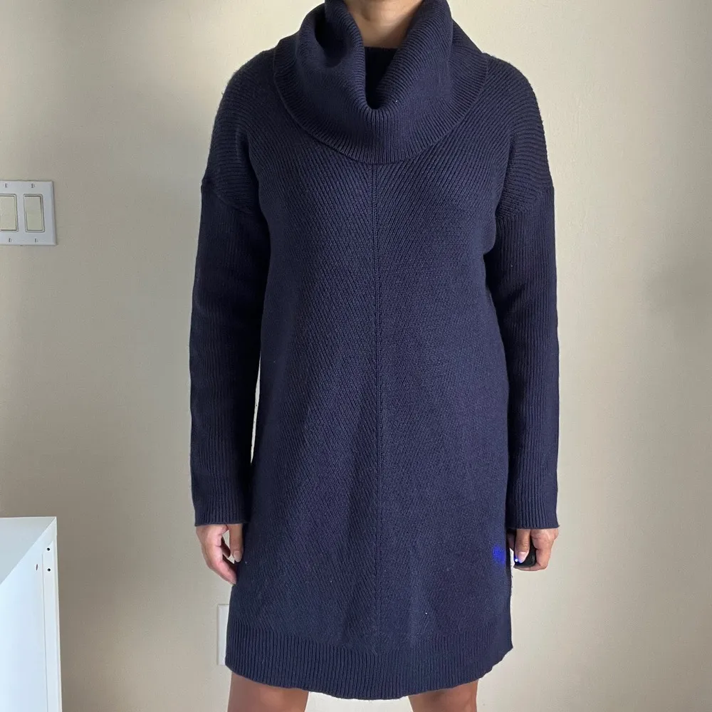 Lulu's Navy Blue Cowl Neck Long Sleeve Sweater Dress Size M - Image 9
