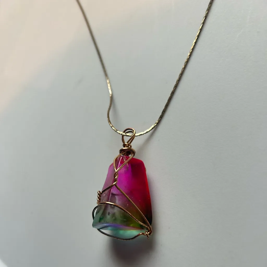Handmade Iridescent Rainbow Pendant Gold Tone Chain Necklace Boho Jewelry - Image 9