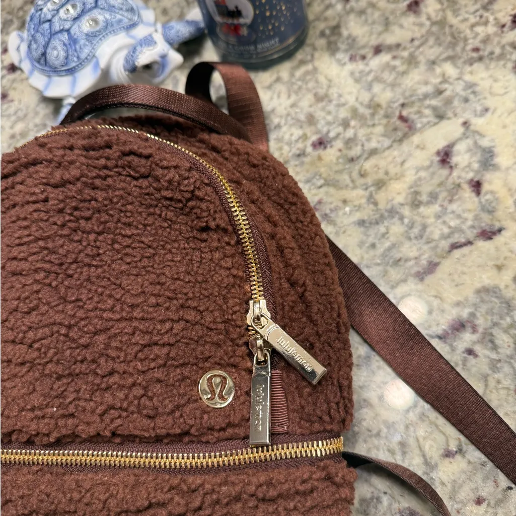 Lululemon Brown Sherpa Mini Backpack Travel Hiking - Image 3