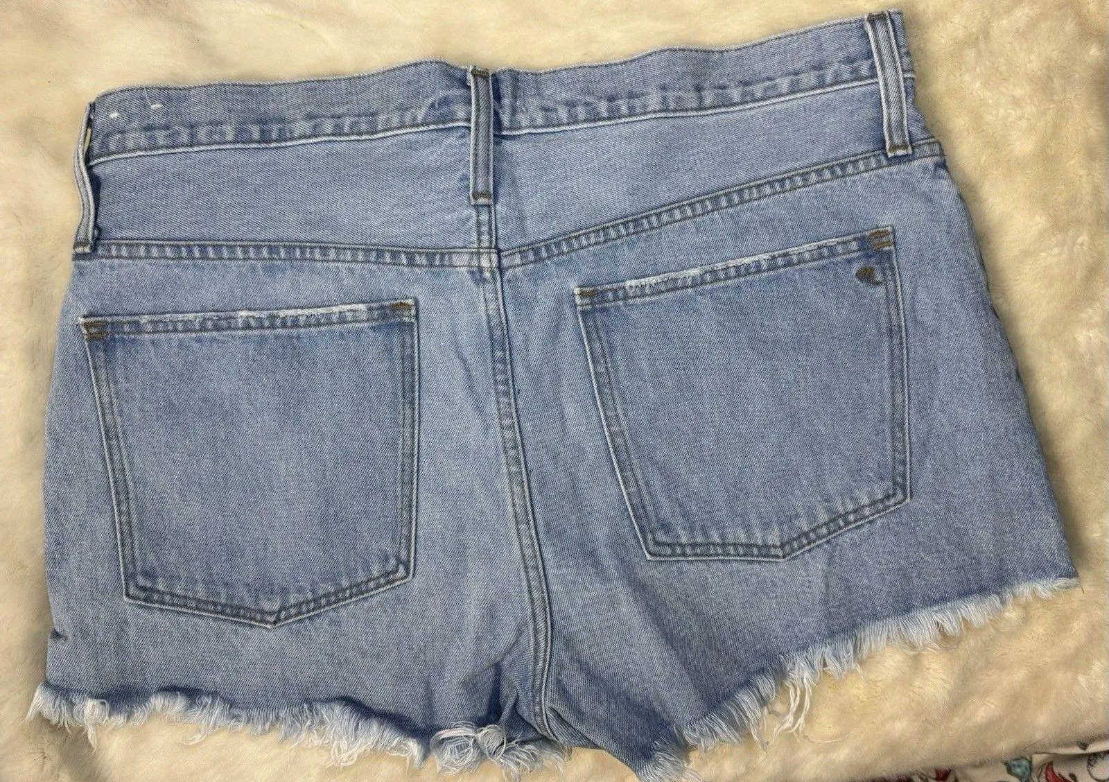 Madewell Denim Shorts Womens SIZE 33 Blue Cut Off High Waist Relaxed Fit Faded - Image 2